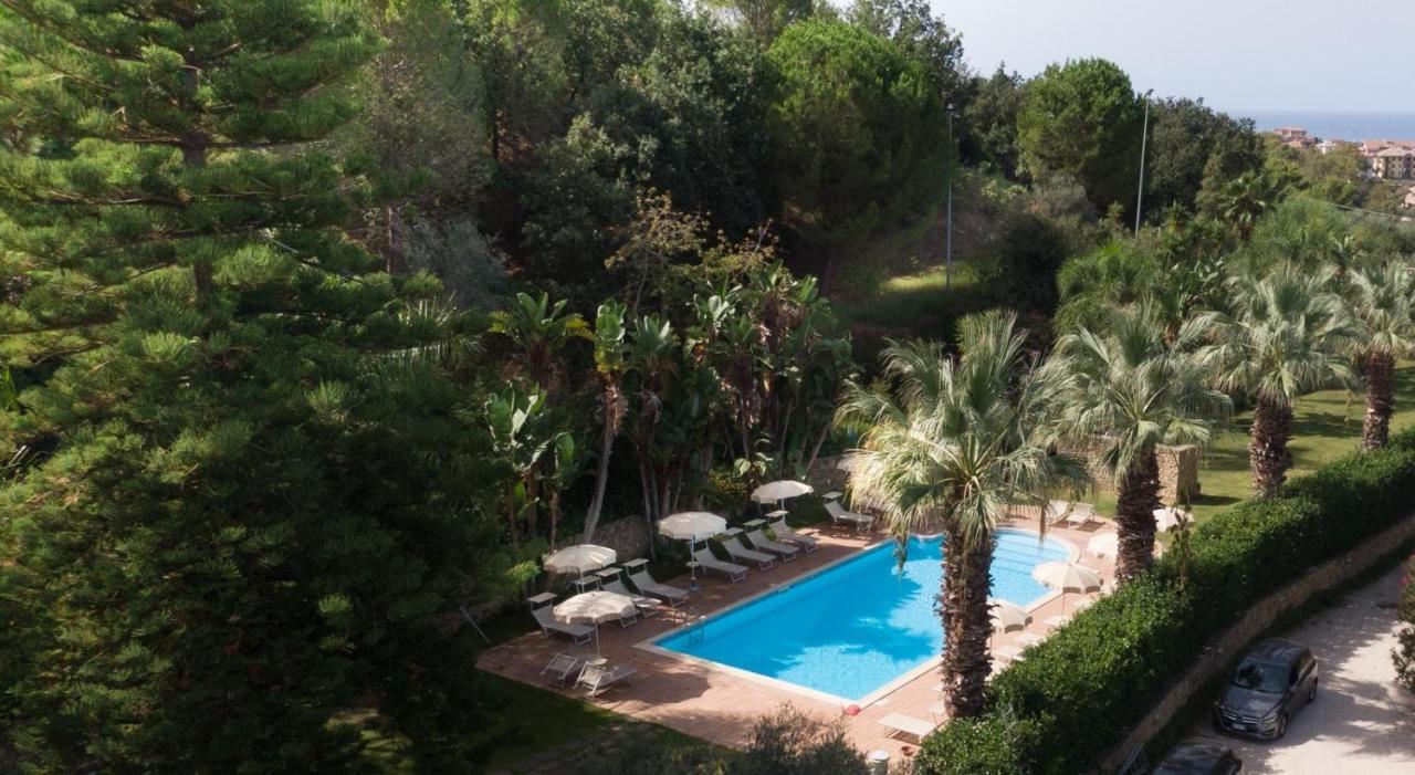 Agriturismo Villa Luca Sant'Agata di Militello Exterior foto